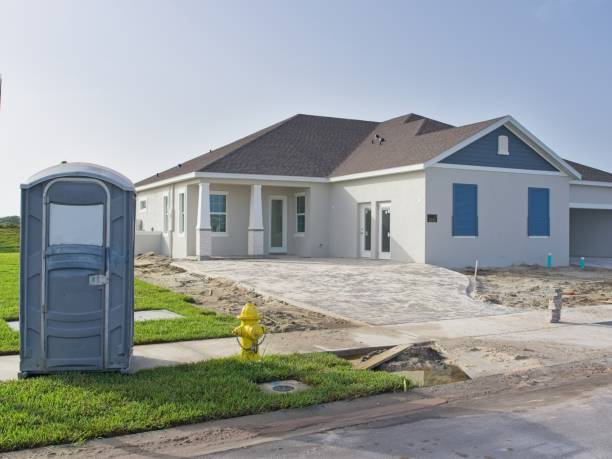 Best Porta potty rental near me  in Newton, KS