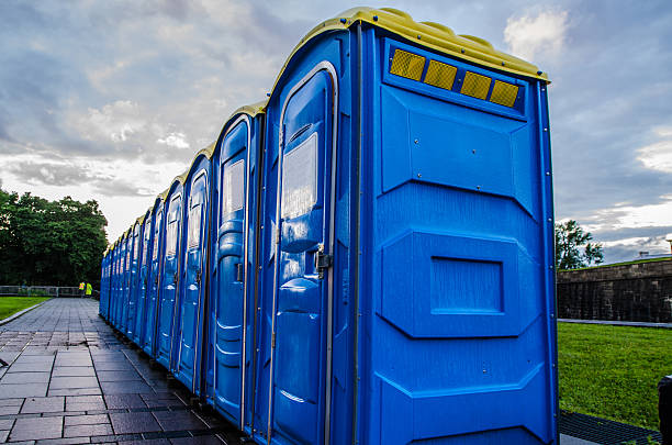 Best Luxury portable toilet rental  in Newton, KS